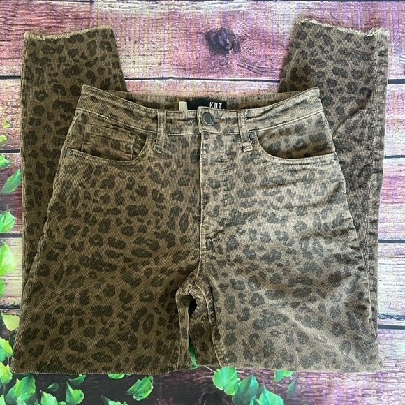 Mom Jean - Picture 8 of 8